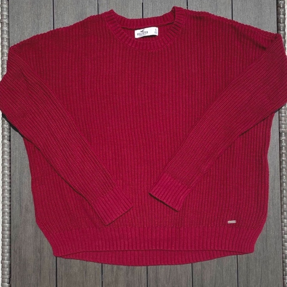 Maroon Hollister Sweater